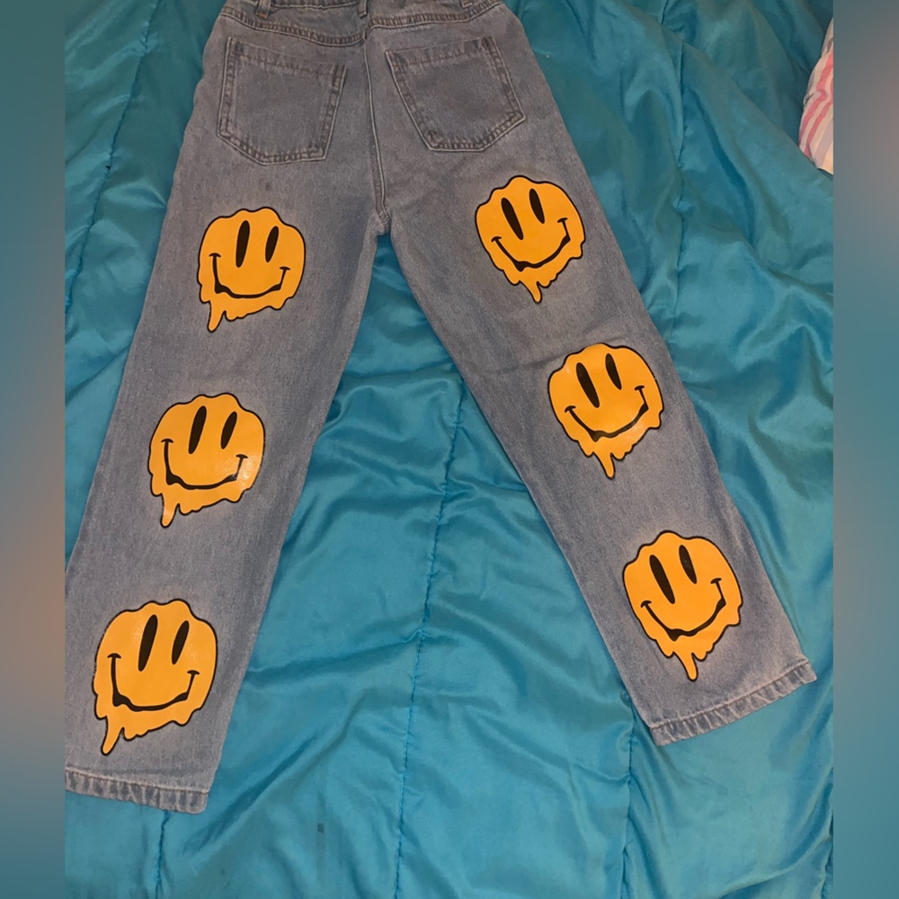 Size 8 SHEIN girlfriend jeans